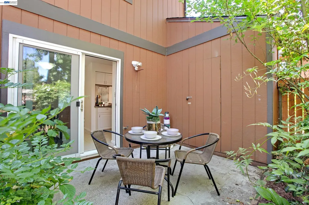 38623 Cherry Lane Fremont CA 94536