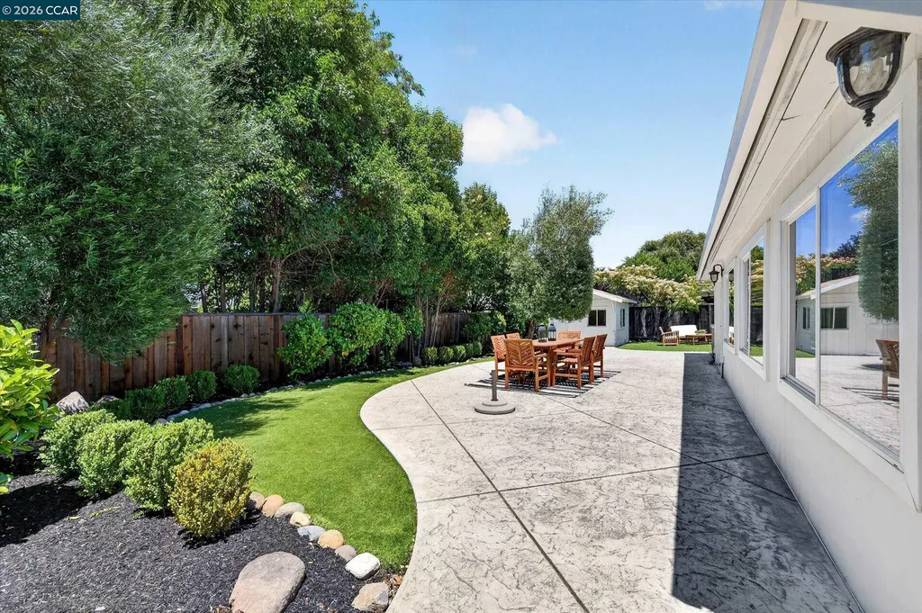160 Cleopatra Drive Pleasant Hill CA 94523