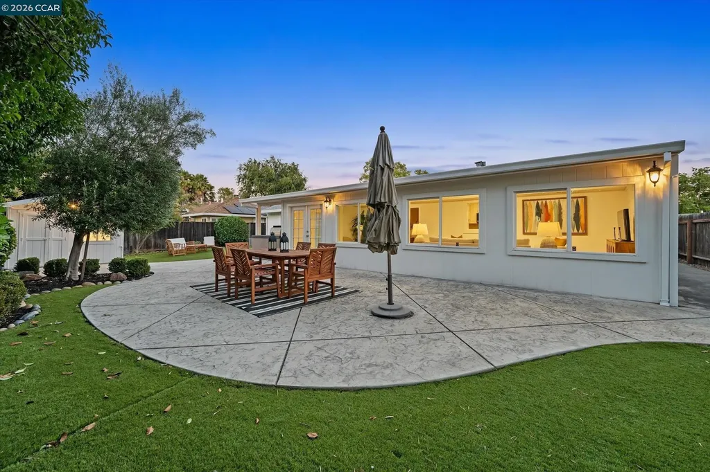 160 Cleopatra Drive Pleasant Hill CA 94523