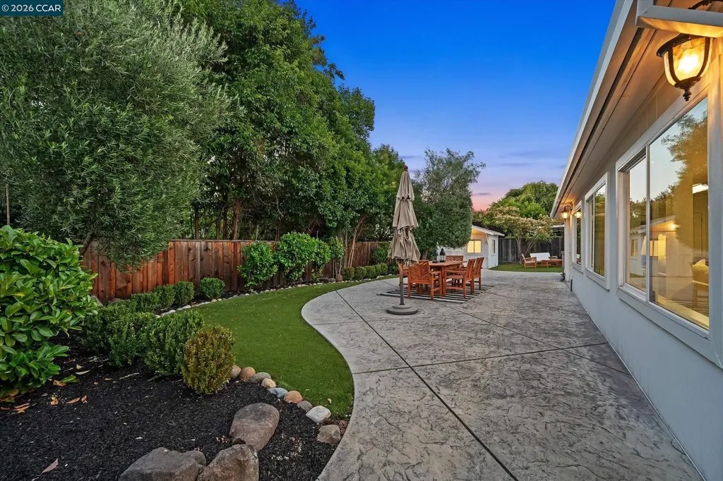 160 Cleopatra Drive Pleasant Hill CA 94523
