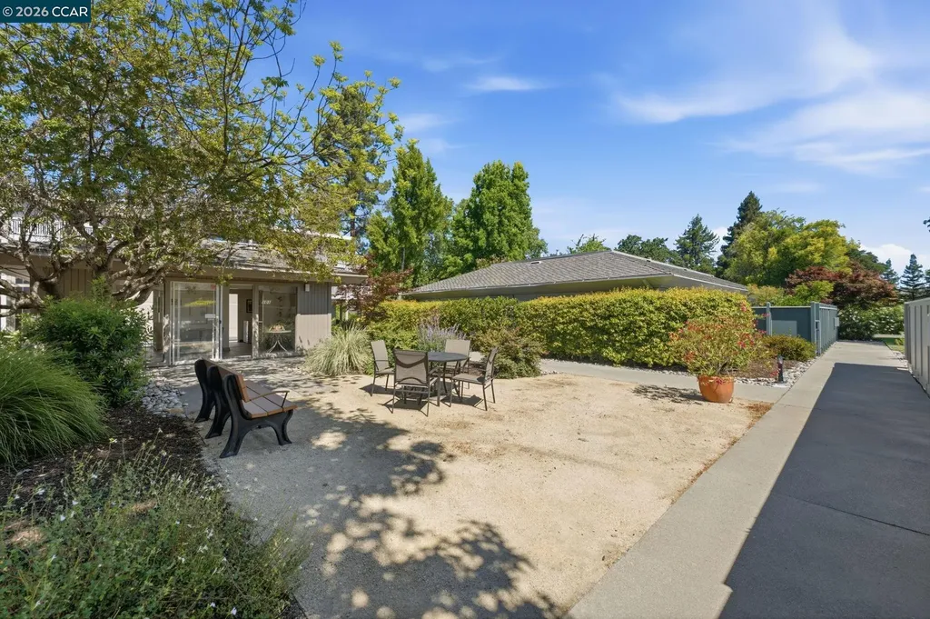 1109 Golden Rain Road Walnut Creek CA 94595