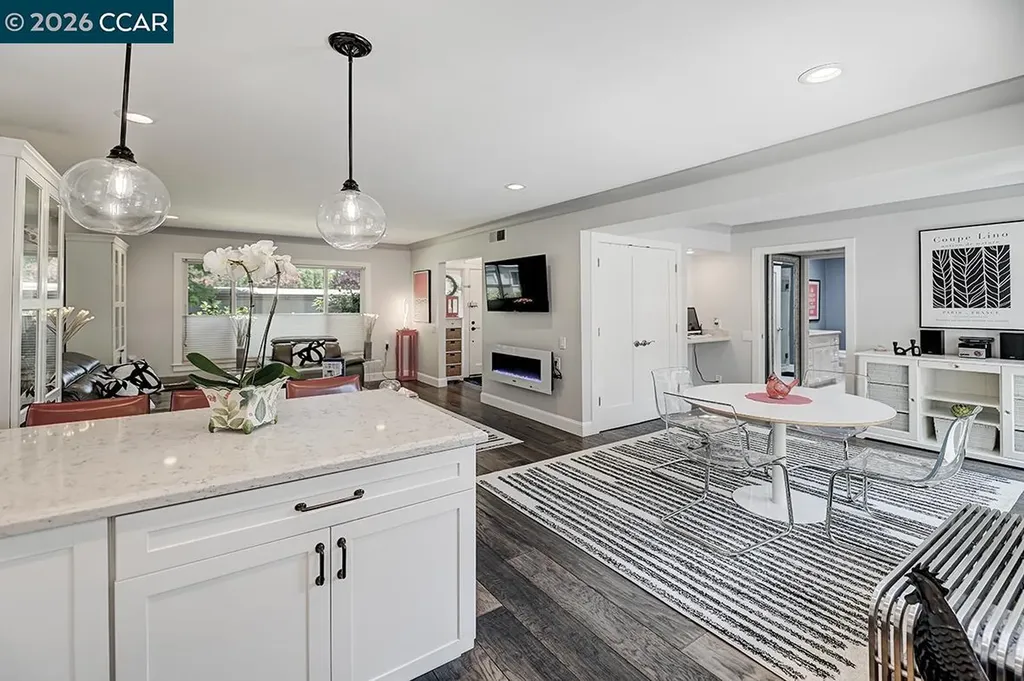 1124 Oakmont Drive Walnut Creek CA 94595