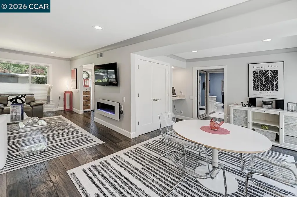 1124 Oakmont Drive Walnut Creek CA 94595