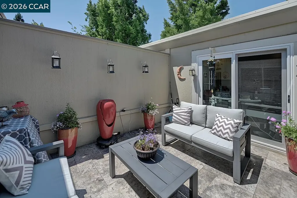 1124 Oakmont Drive Walnut Creek CA 94595