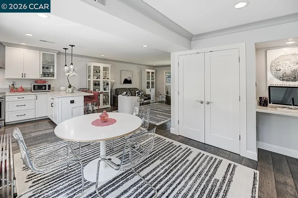 1124 Oakmont Drive Walnut Creek CA 94595