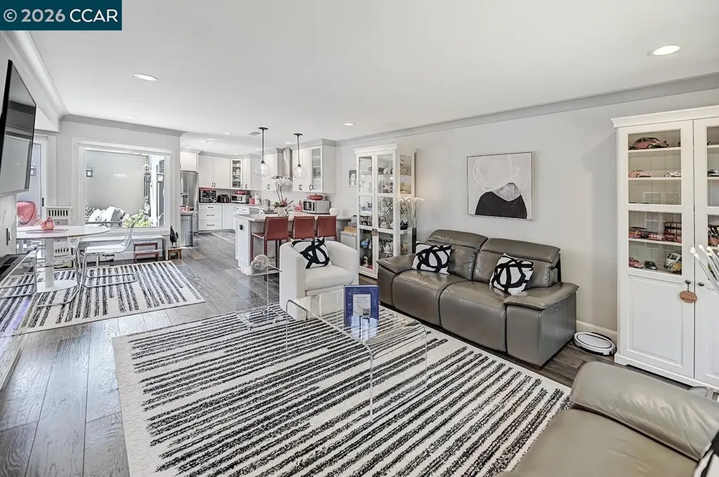 1124 Oakmont Drive Walnut Creek CA 94595