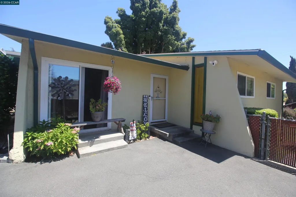 911 Benicia Road Vallejo CA 94591
