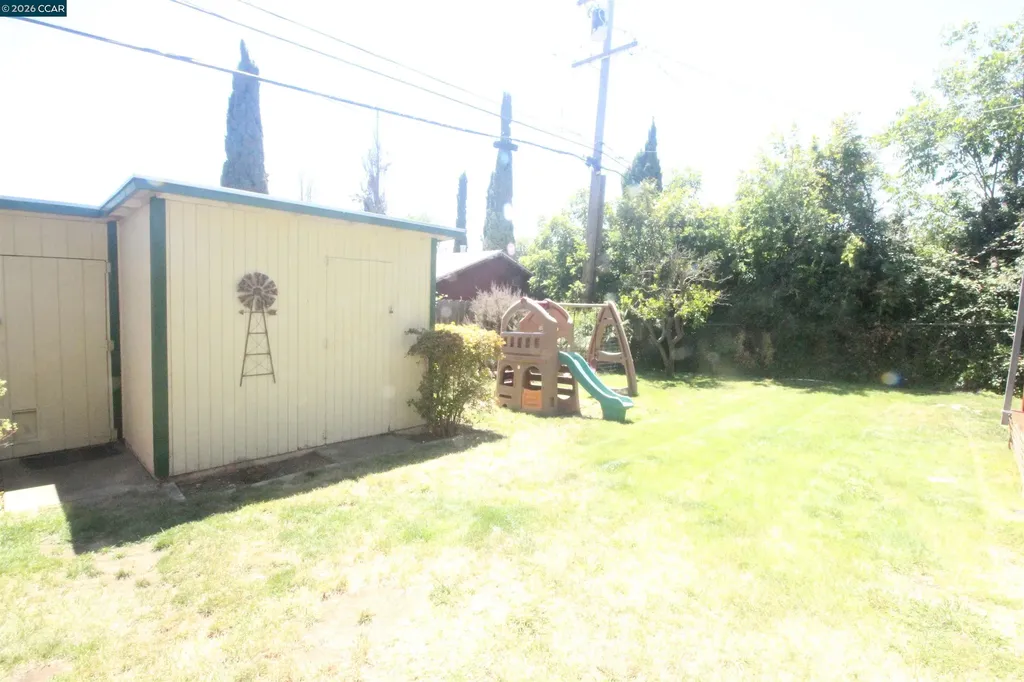 911 Benicia Road Vallejo CA 94591