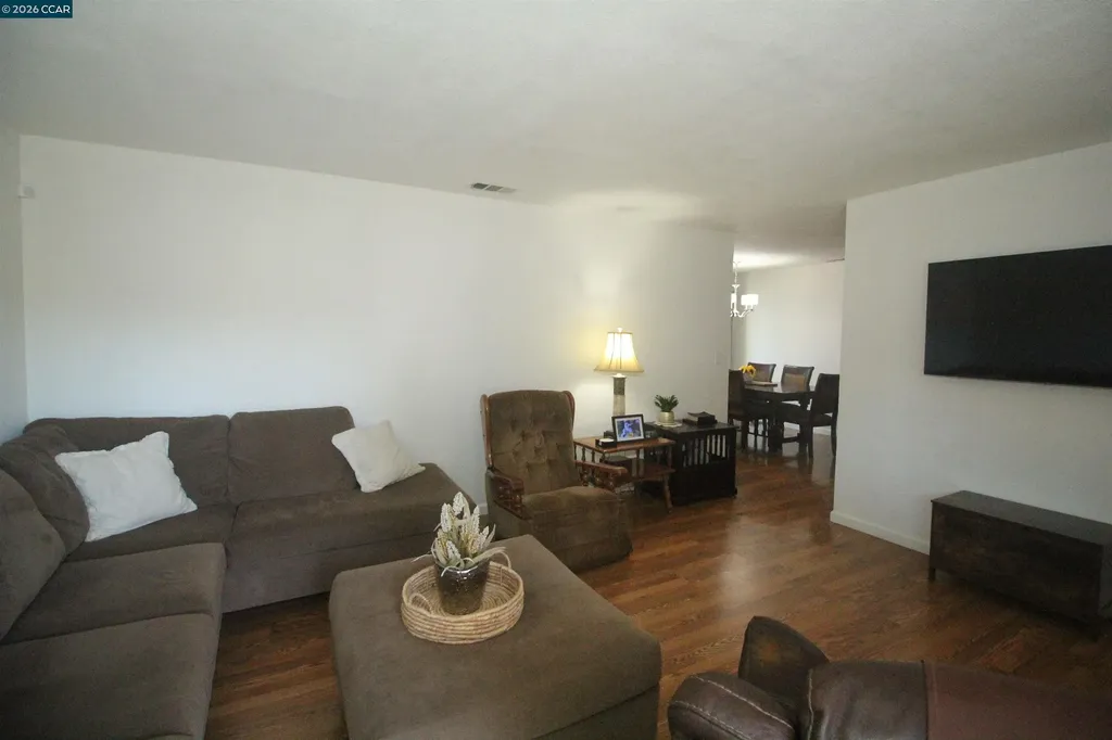 911 Benicia Road Vallejo CA 94591
