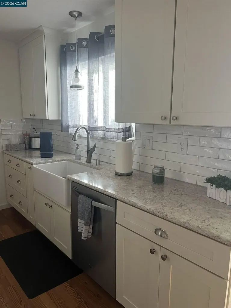 911 Benicia Road Vallejo CA 94591