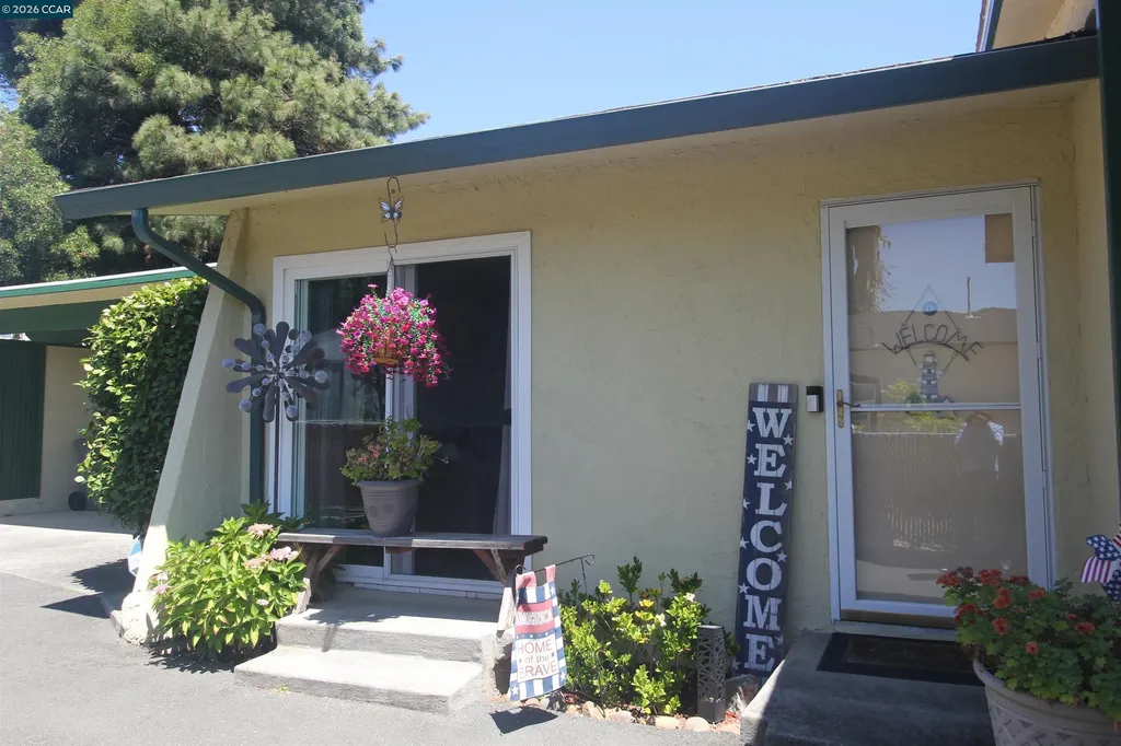 911 Benicia Road Vallejo CA 94591