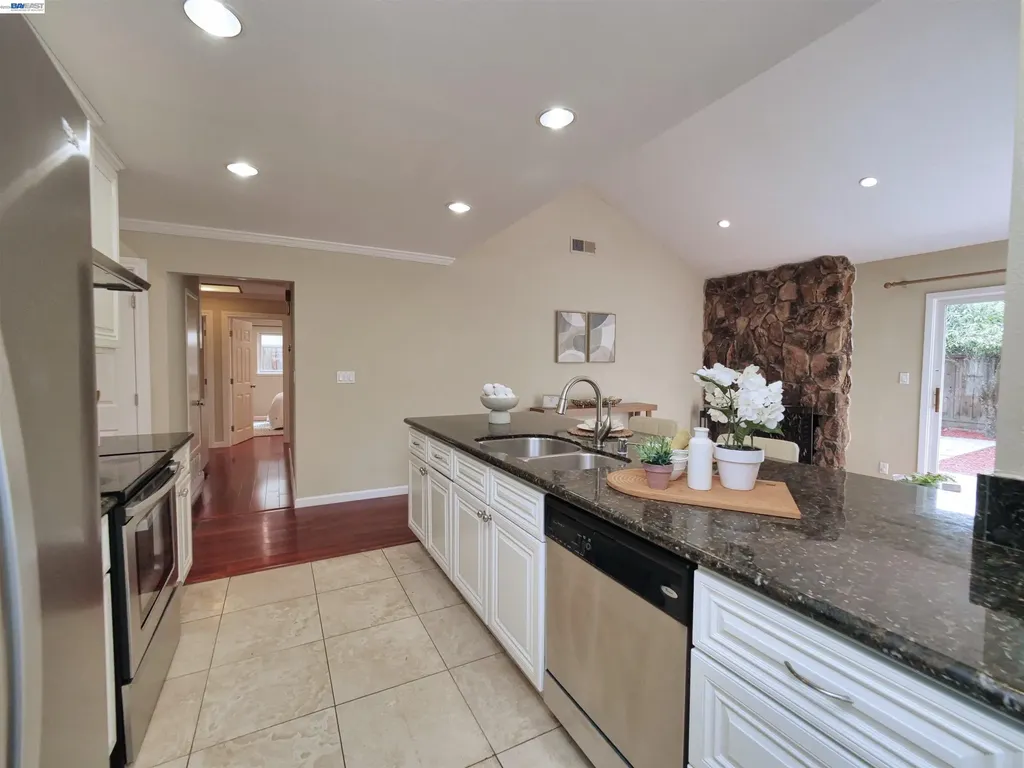 3542 Surry Place Fremont CA 94536