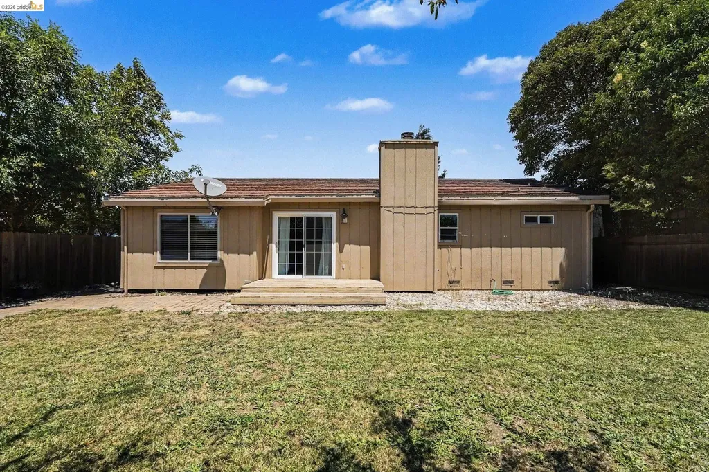 1303 Crane Drive Suisun City CA 94585