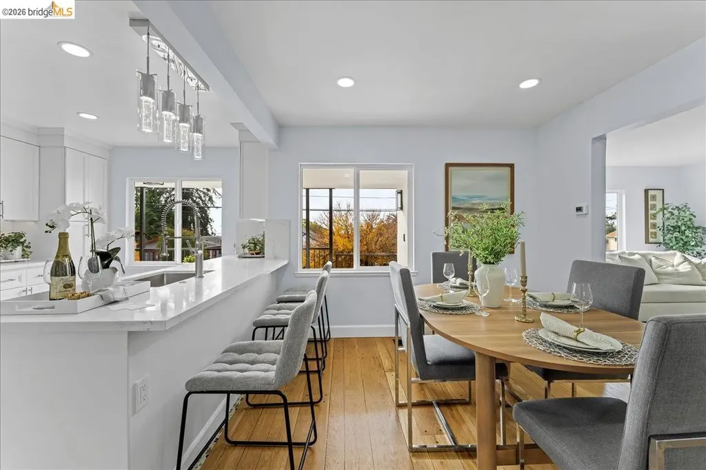6032 Mauritania Avenue Oakland CA 94605