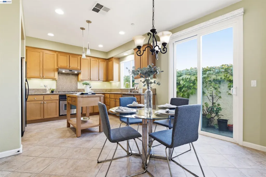 6010 Hillbrook Place Dublin CA 94568