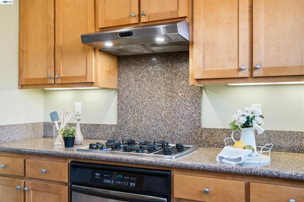6010 Hillbrook Place Dublin CA 94568