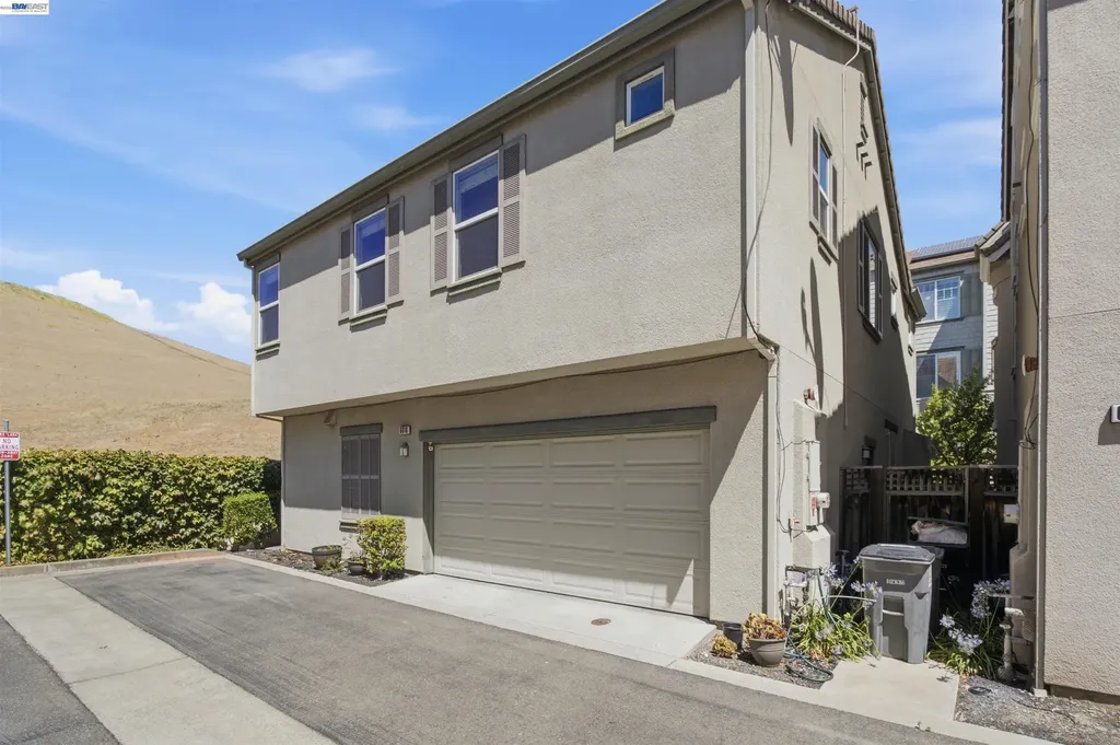 6010 Hillbrook Place Dublin CA 94568