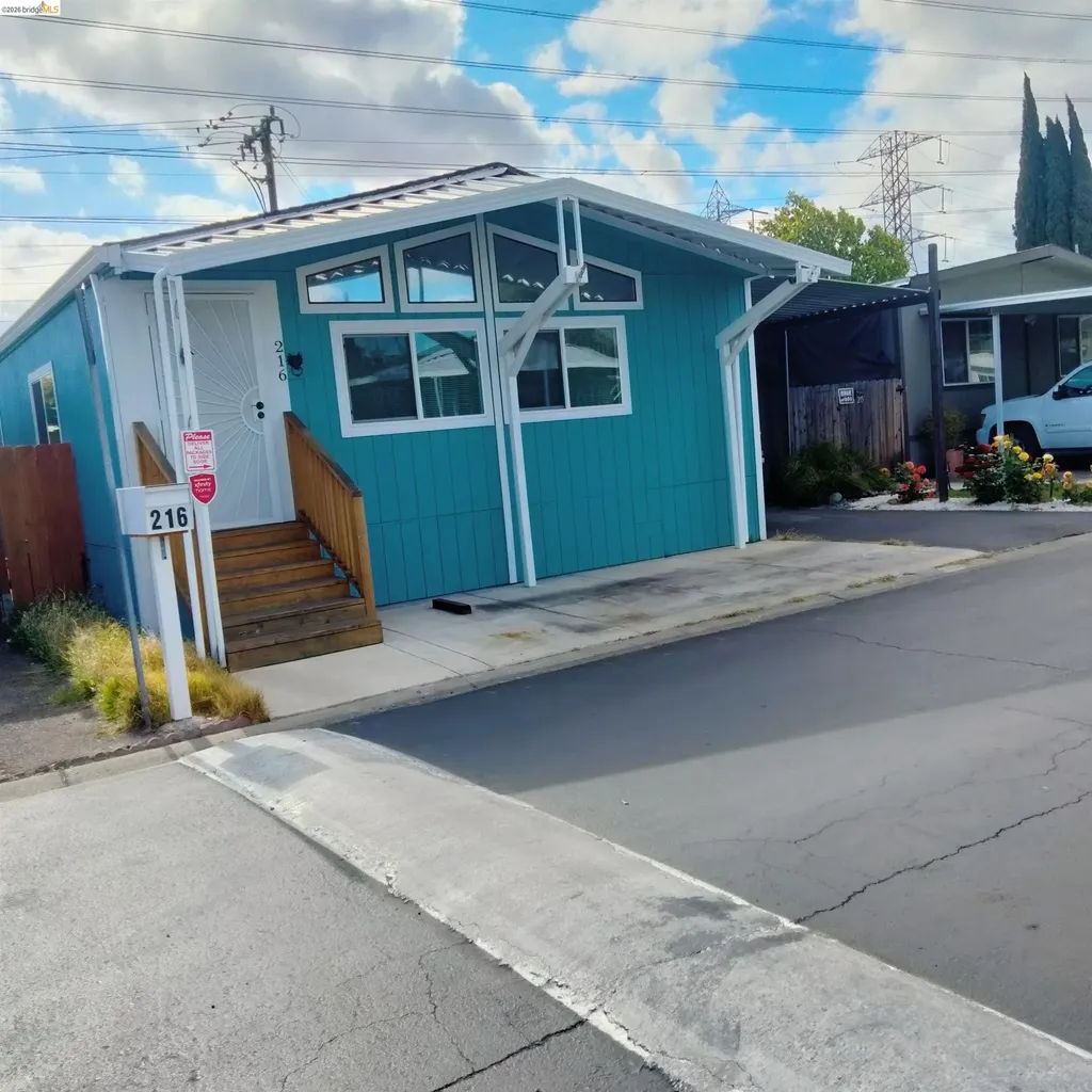 216 Orangevale Pittsburg CA 94565