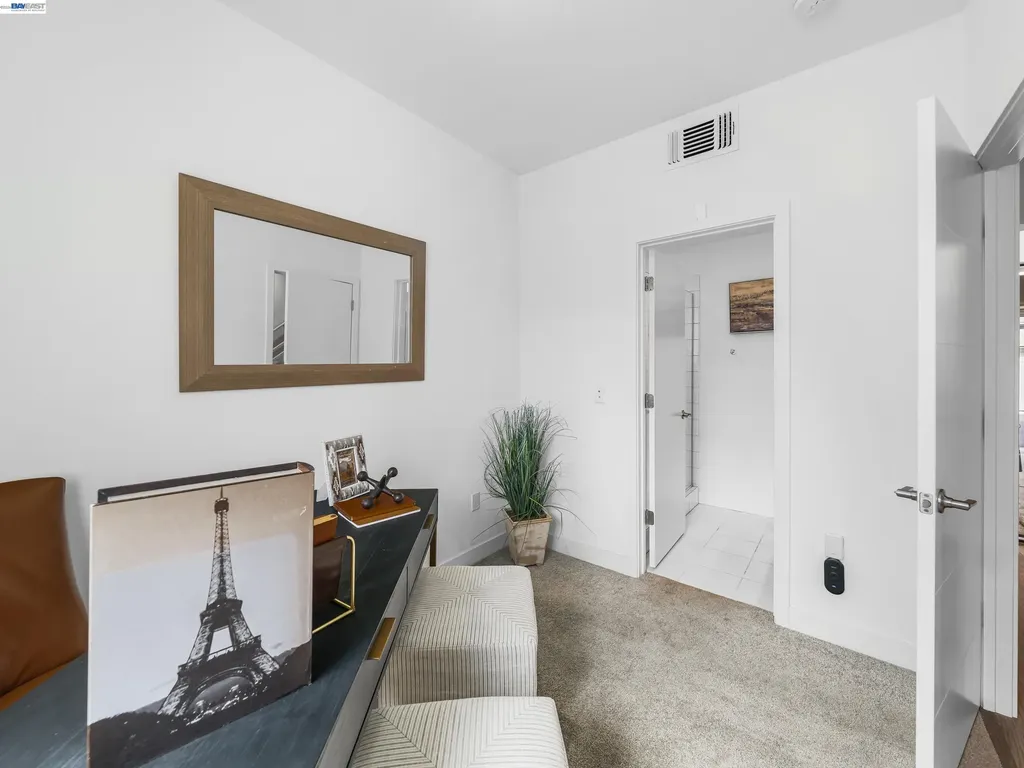 2309 Myrtle Street Oakland CA 94607