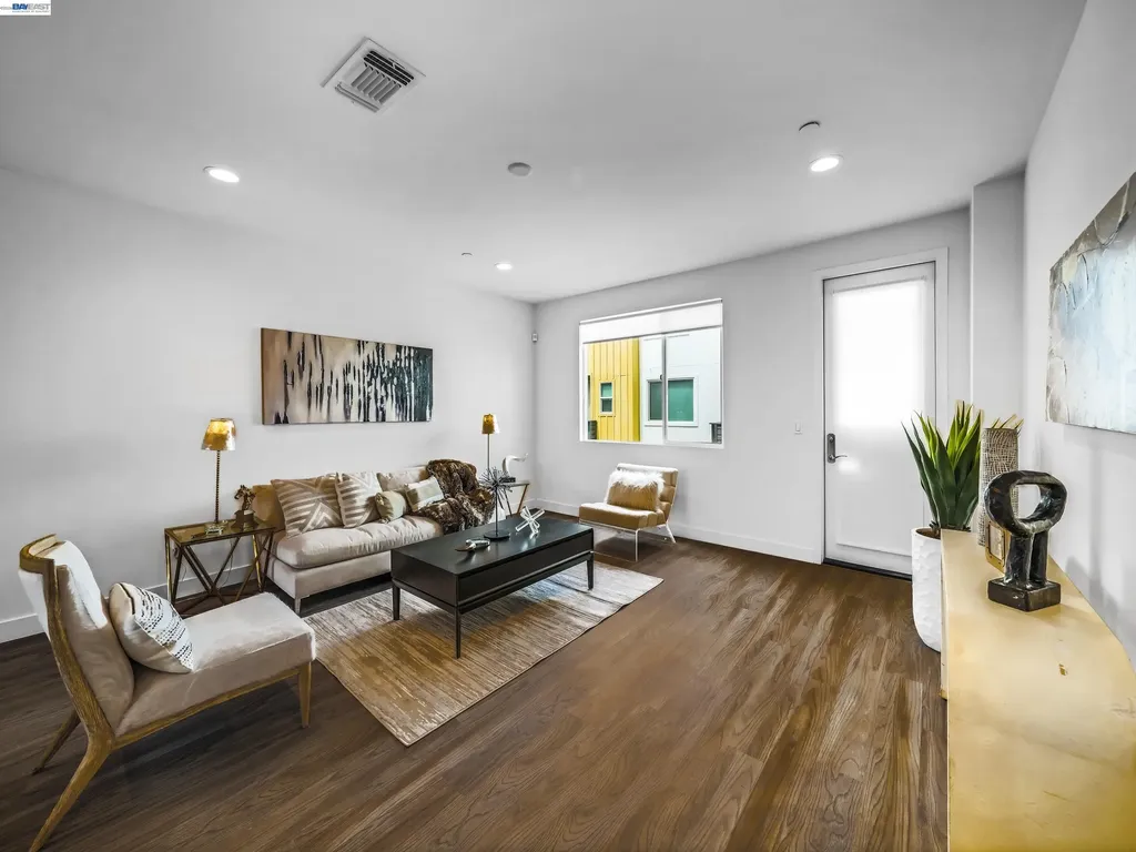 2309 Myrtle Street Oakland CA 94607