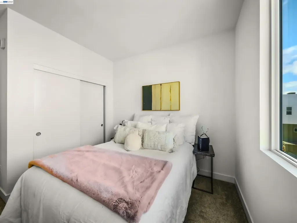 2309 Myrtle Street Oakland CA 94607