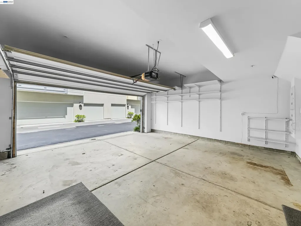 2309 Myrtle Street Oakland CA 94607