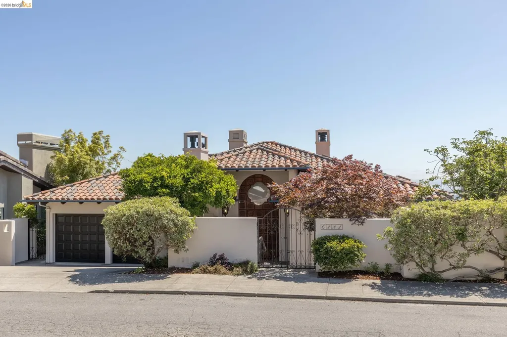 6181 Contra Costa Road Oakland CA 94618