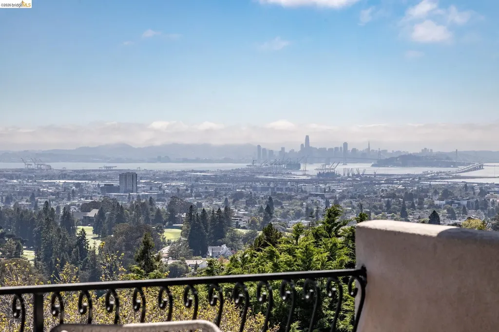 6181 Contra Costa Road Oakland CA 94618
