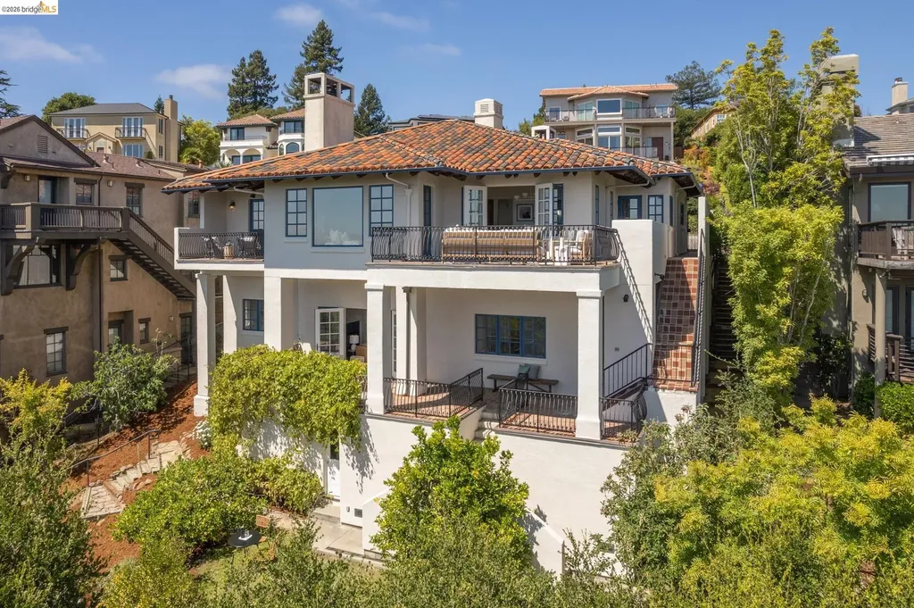 6181 Contra Costa Road Oakland CA 94618