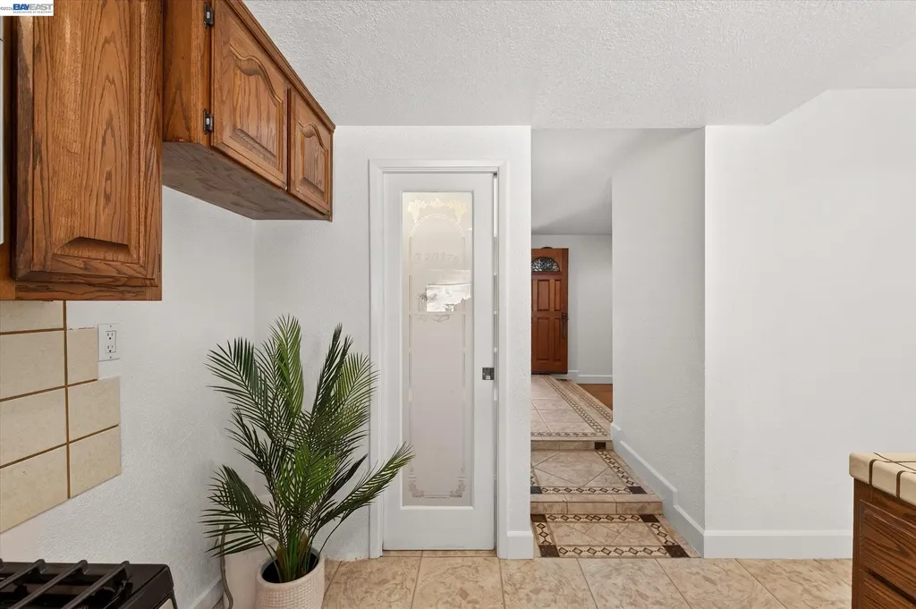 5775 Cold Water Drive Castro Valley CA 94552