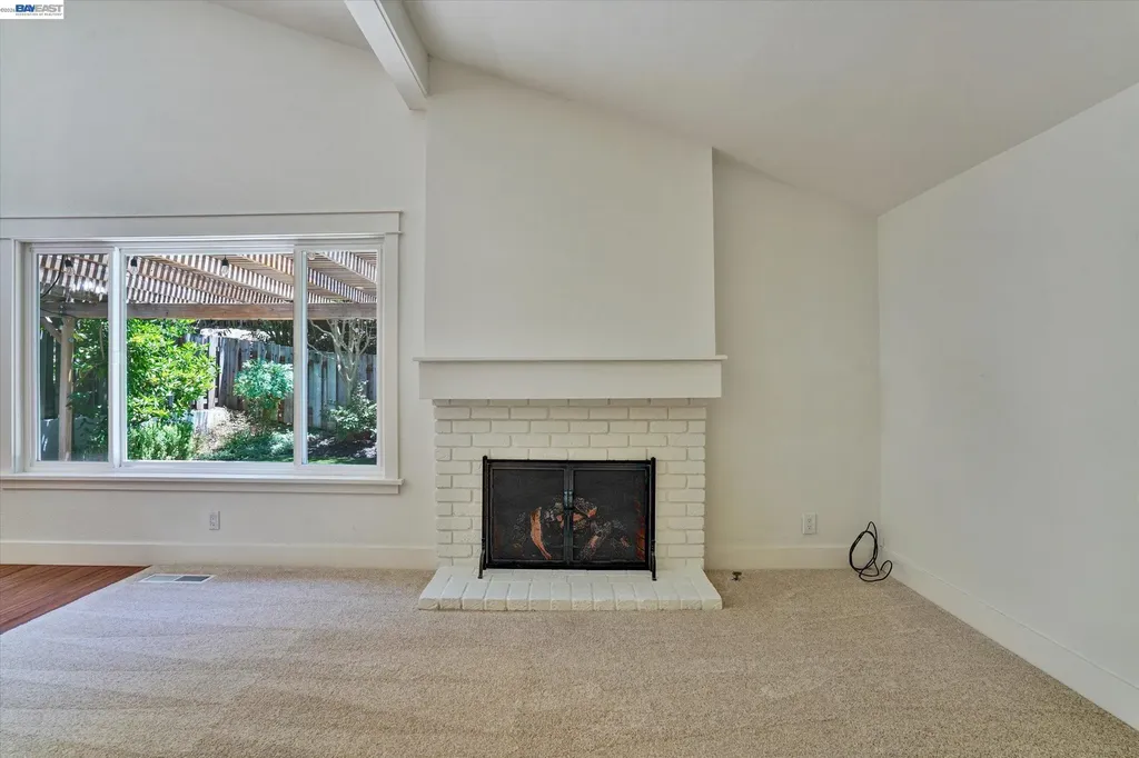 1105 Glengarry Lane Walnut Creek CA 94596