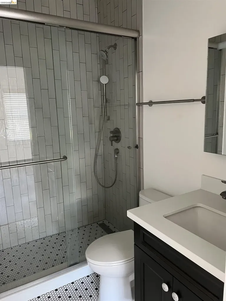 384 Euclid Avenue Oakland CA 94610