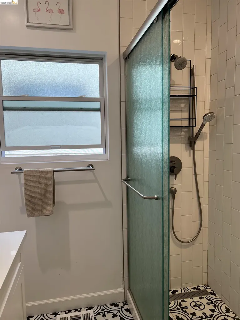 384 Euclid Avenue Oakland CA 94610
