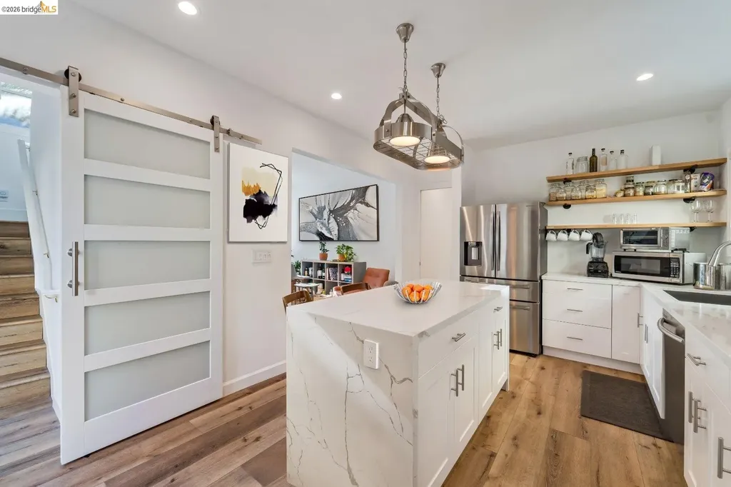 384 Euclid Avenue Oakland CA 94610