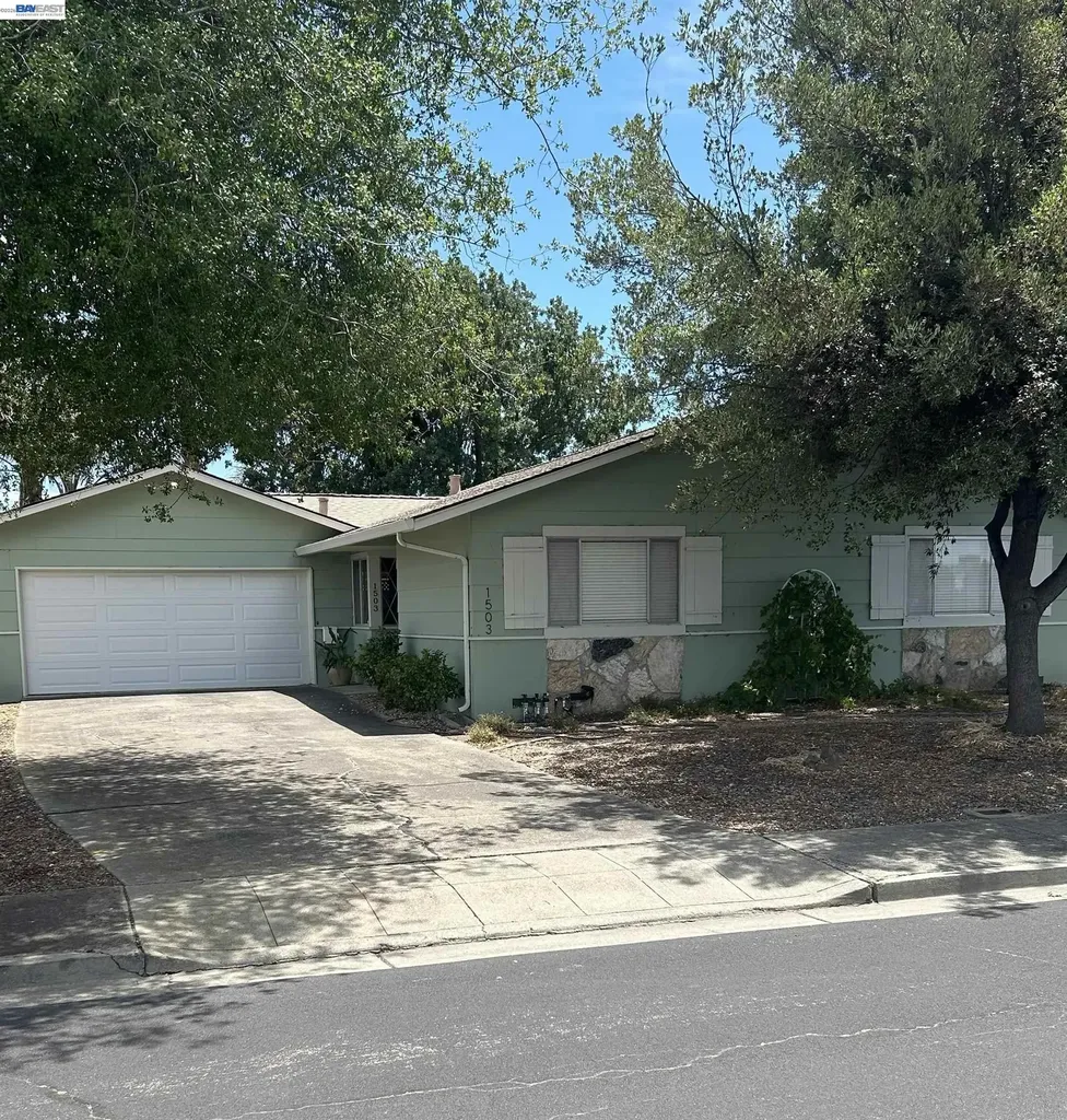 1503 Bluebell Court Livermore CA 94551