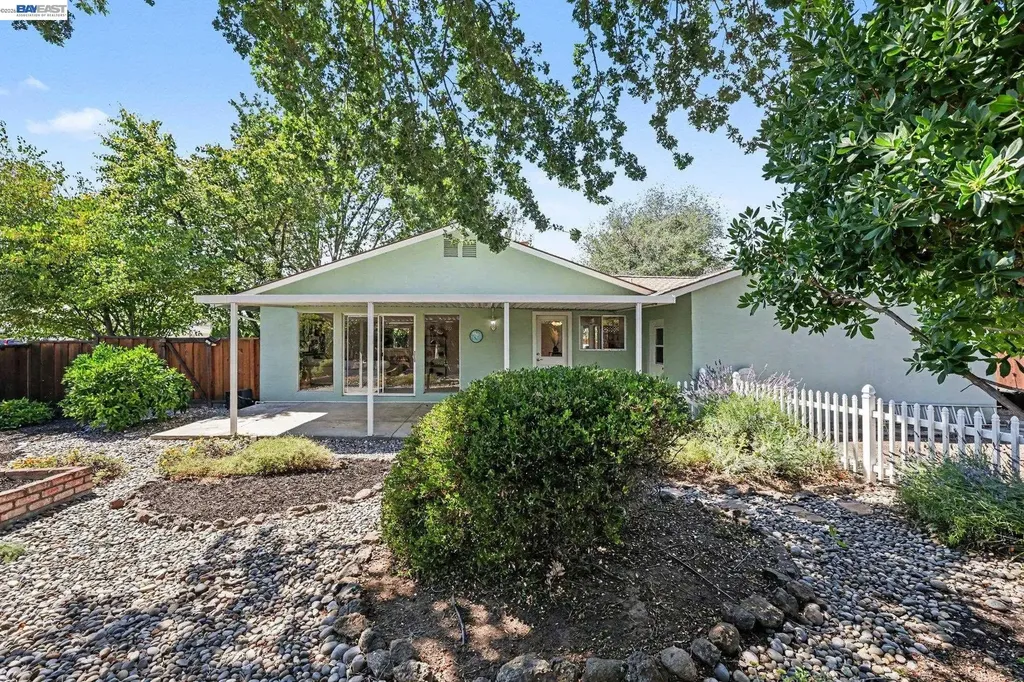 1503 Bluebell Court Livermore CA 94551