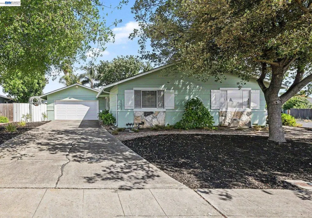 1503 Bluebell Court Livermore CA 94551