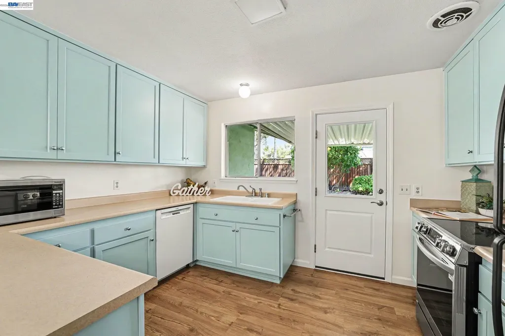 1503 Bluebell Court Livermore CA 94551