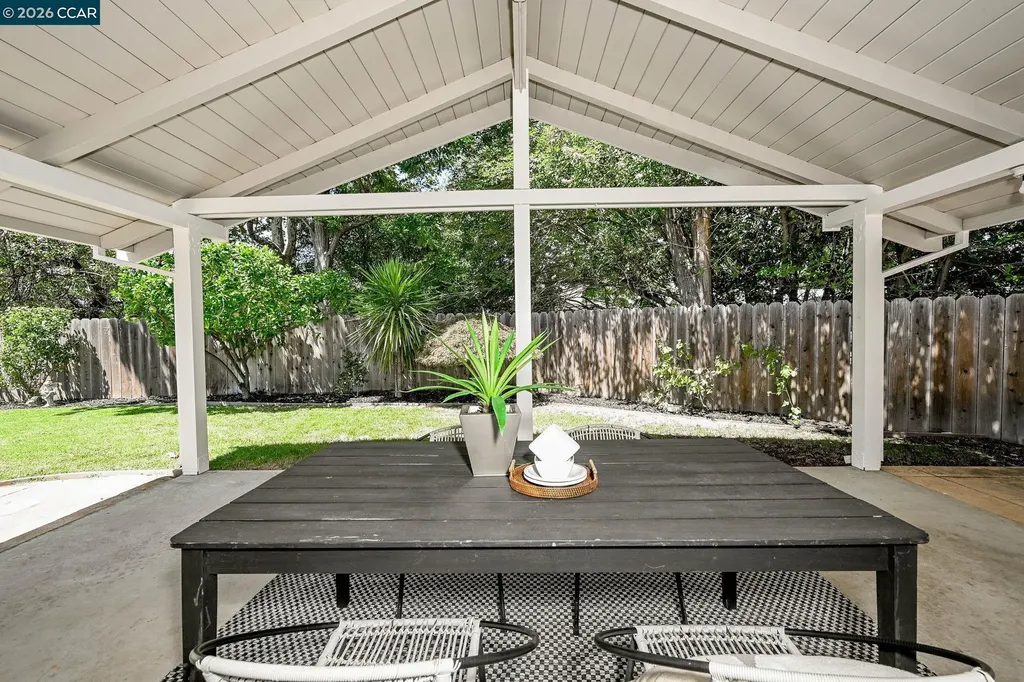 615 Flora Street Martinez CA 94553