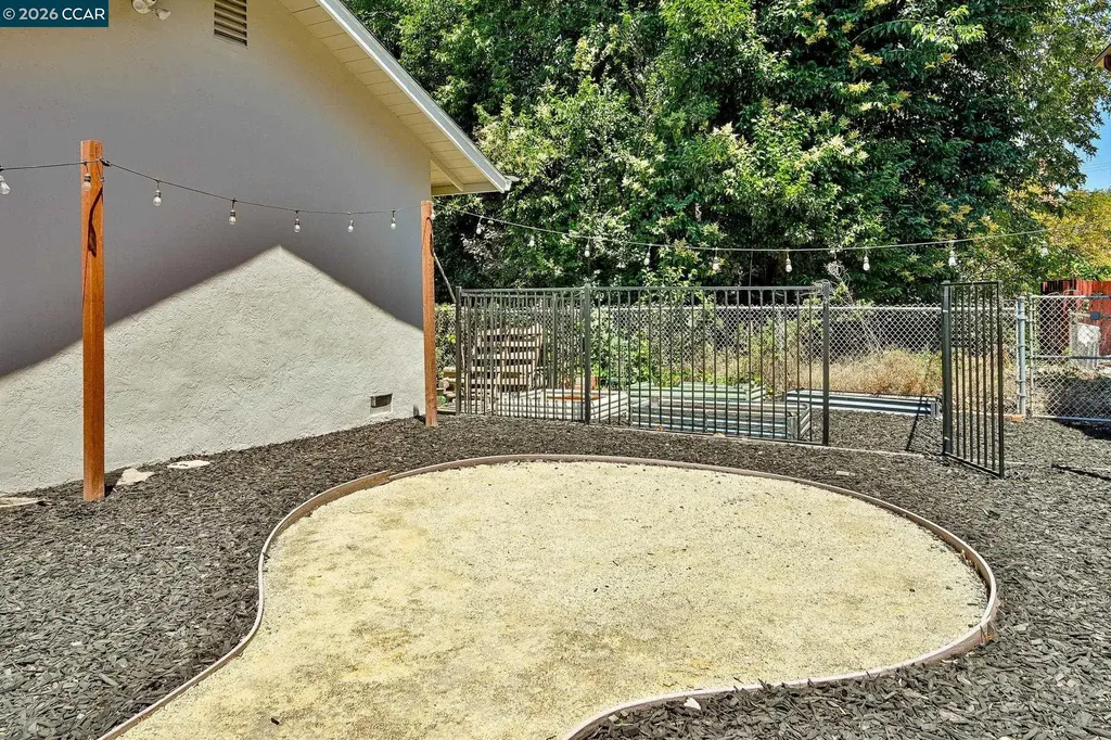 615 Flora Street Martinez CA 94553