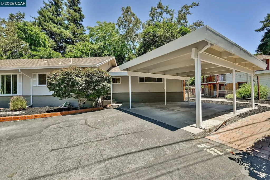 615 Flora Street Martinez CA 94553