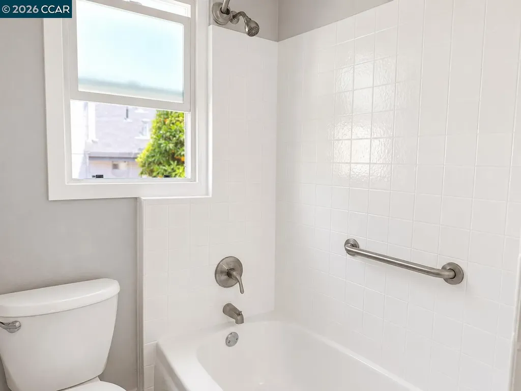 615 Flora Street Martinez CA 94553