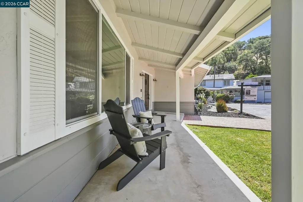 615 Flora Street Martinez CA 94553