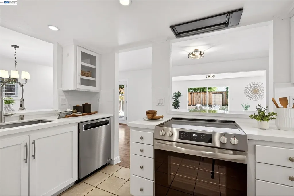 108 Summerwood Place Concord CA 94518