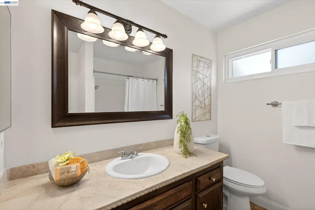 108 Summerwood Place Concord CA 94518