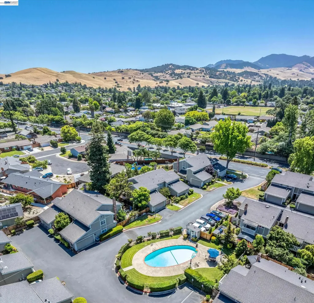 108 Summerwood Place Concord CA 94518
