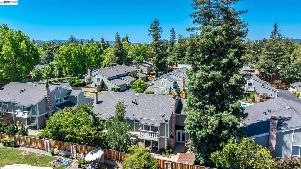 108 Summerwood Place Concord CA 94518