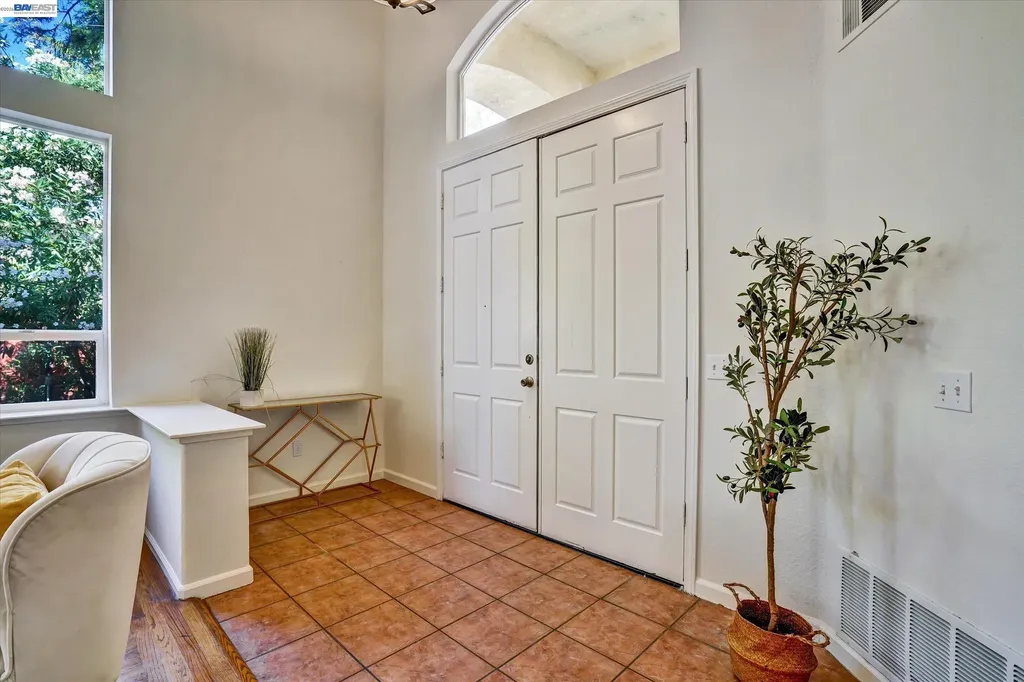 5124 Adriana Court Antioch CA 94531