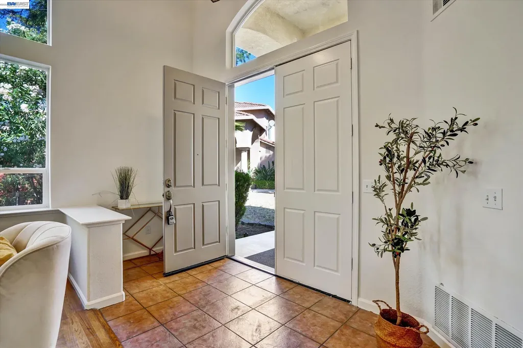 5124 Adriana Court Antioch CA 94531