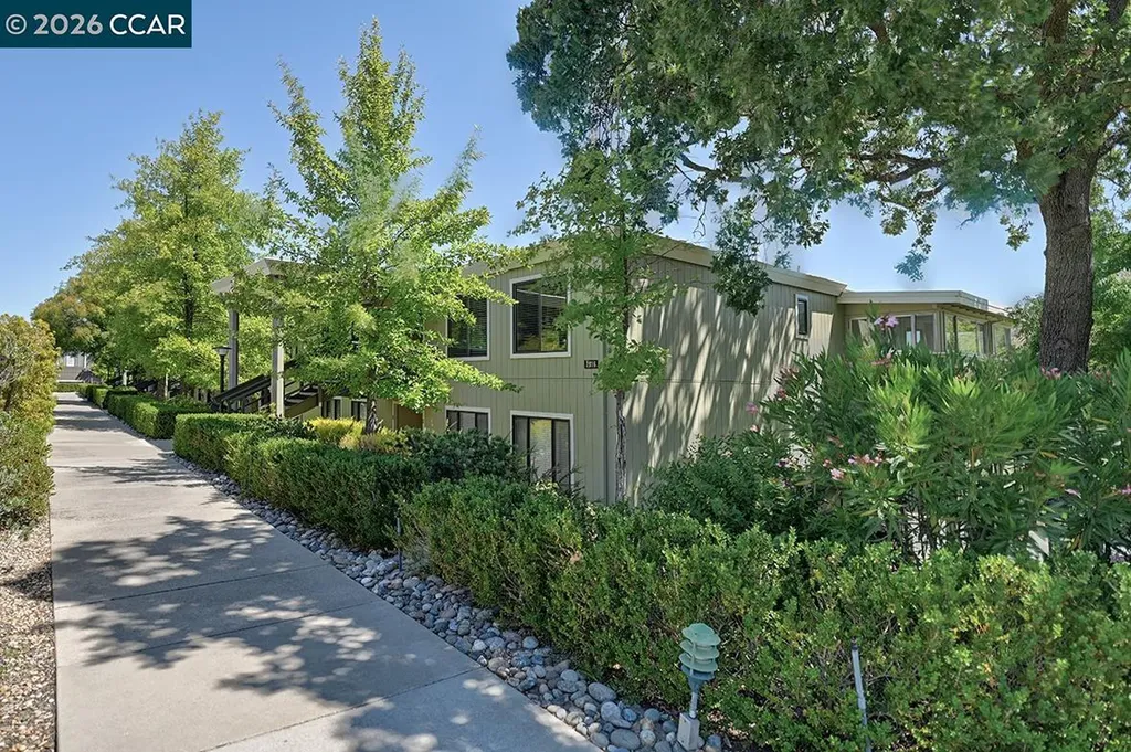 2916 Tice Creek Walnut Creek CA 94595